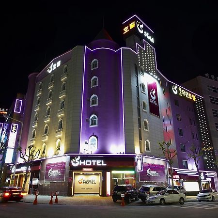 S Hotel Gwangju Metropolitan City Esterno foto