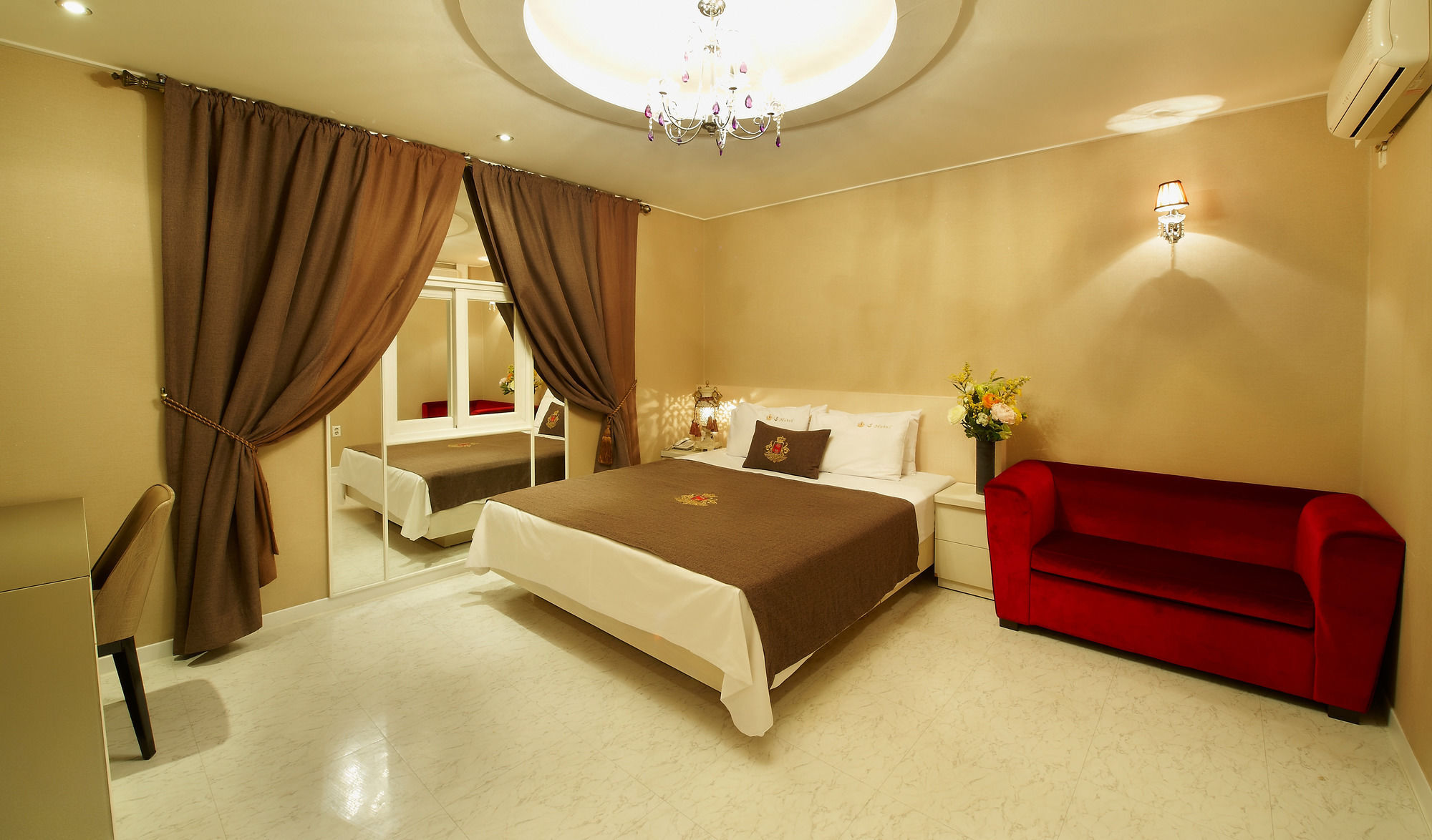 S Hotel Gwangju Metropolitan City Esterno foto